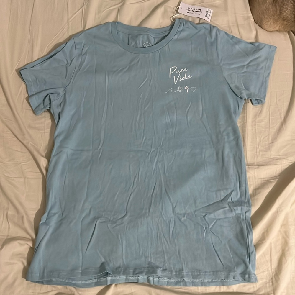 Pura Vida Short Sleeve Tee-Shirt: Tagged XL, fits more like a M-L, fitted